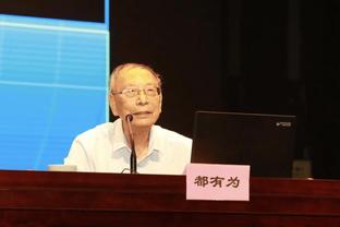 B席对阵曼联已取得5次助攻，自16/17赛季以来所有球员最多