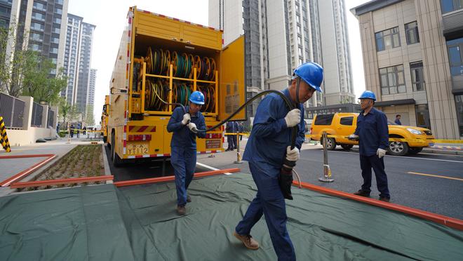 电讯报谈切尔西冬窗：急需能进球的前锋，波帅首选奥斯梅恩